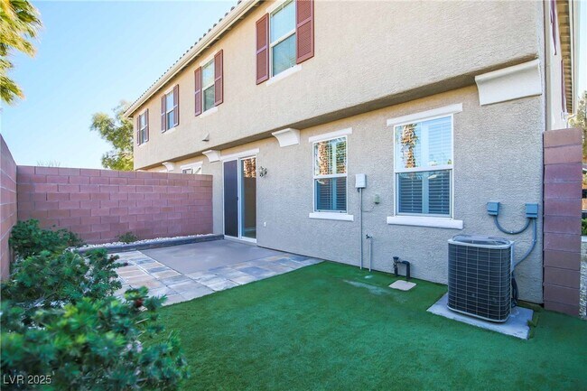 Building Photo - 9120 Ripple Ridge Ave