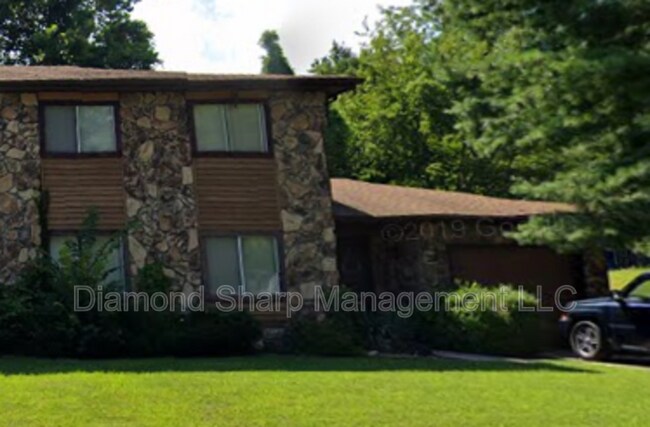 Building Photo - 29 Innsbruck Ln