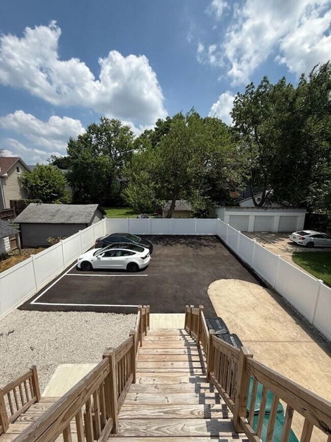 Building Photo - 4326 Brownway Ave