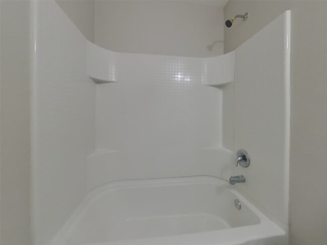 Building Photo - 2055 Sweet Lilac Dr