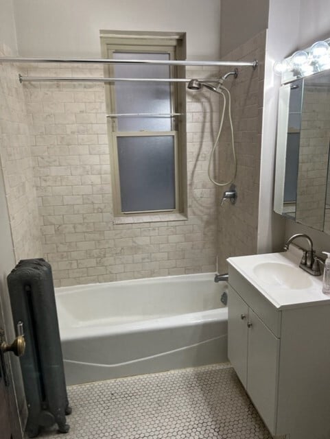 Building Photo - 638 W Grace St