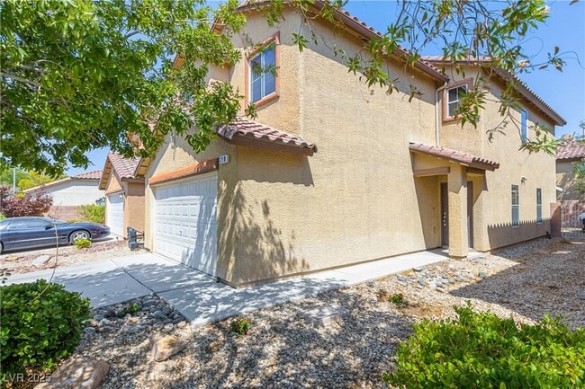 Building Photo - 218 Lantana Breeze Dr