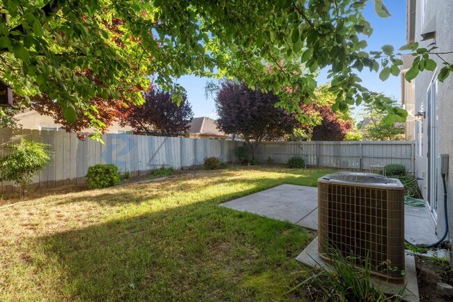 Building Photo - 1137 St Croix Way