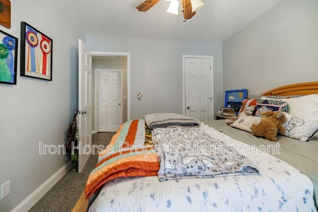 Building Photo - 174 Hidden Timber Ln