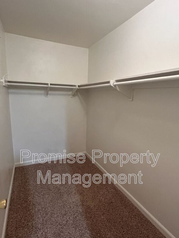 Building Photo - 2929 Fire Mountain Dr