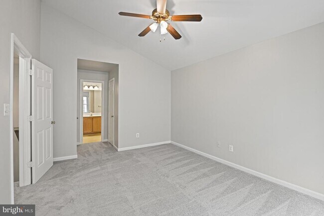 Building Photo - 46186 Walpole Terrace