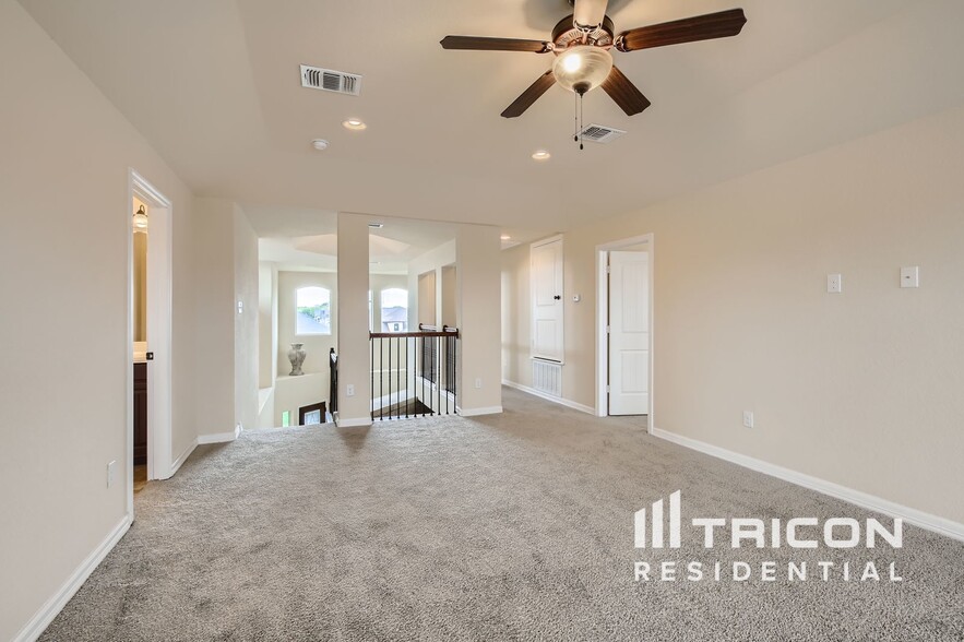 Building Photo - 3910 Bogie Way