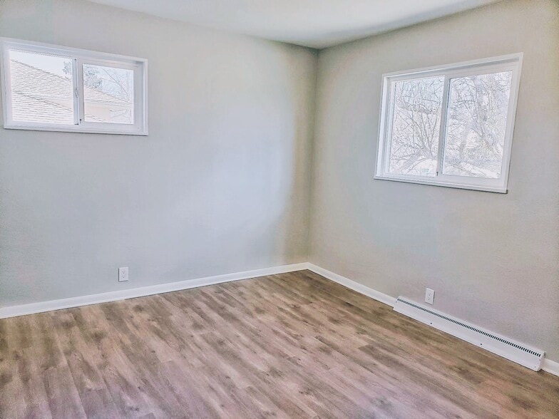Bedroom #1 - 3155 S Fox St