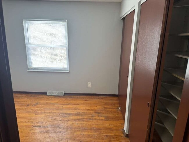 Building Photo - 6200 Flint Ave