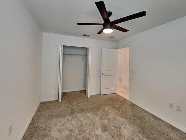 Building Photo - 1918 Birnham Wood Bnd