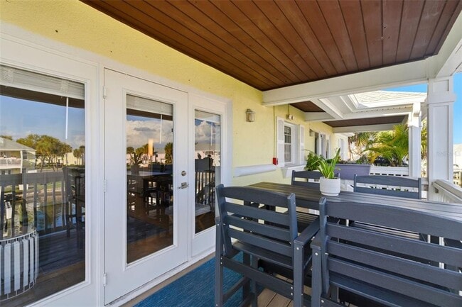 Building Photo - 5174 Beach Dr SE