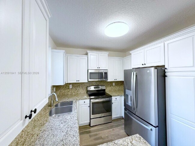 Building Photo - 202 Riverwalk Cir