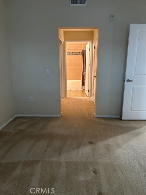 Building Photo - 1356 Scholarship