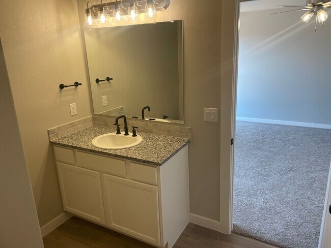 Building Photo - 3BR/2BA in Bell Farms, Frenship ISD Distri...