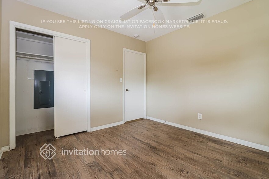 Building Photo - 8924 110th Ln N
