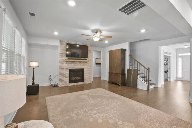 Building Photo - 5140 Carol Wy