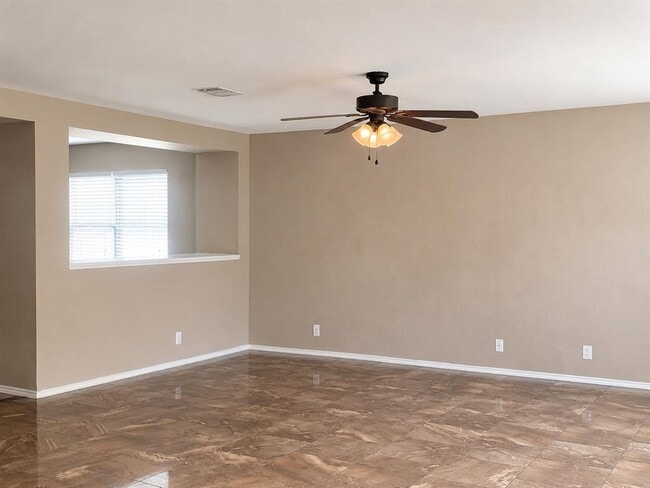Building Photo - 122 Rummel Dr