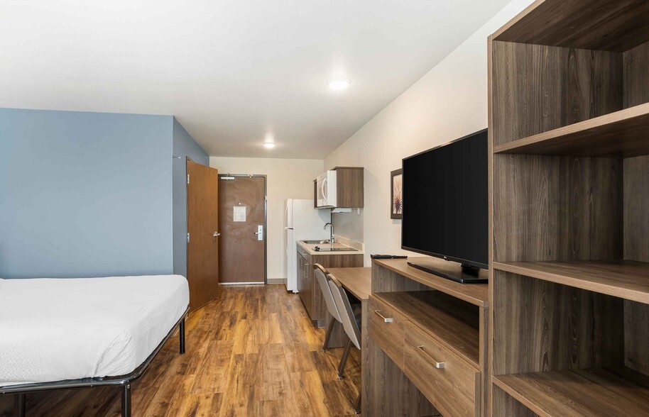 Building Photo - Furnished Studio-Philadelphia - Plymouth M...