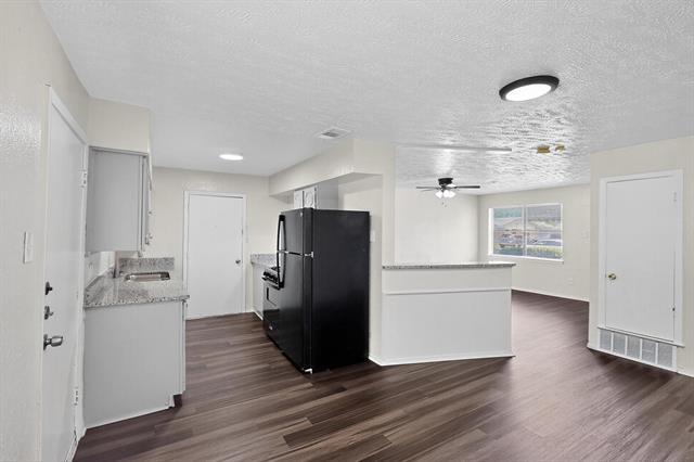 Building Photo - 6321 Silvery Moon Dr