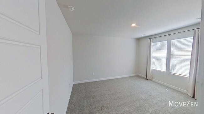 Building Photo - 269 Lavinia Cir