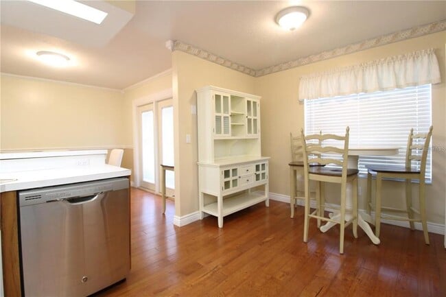 Building Photo - 2210 Maryday Ct