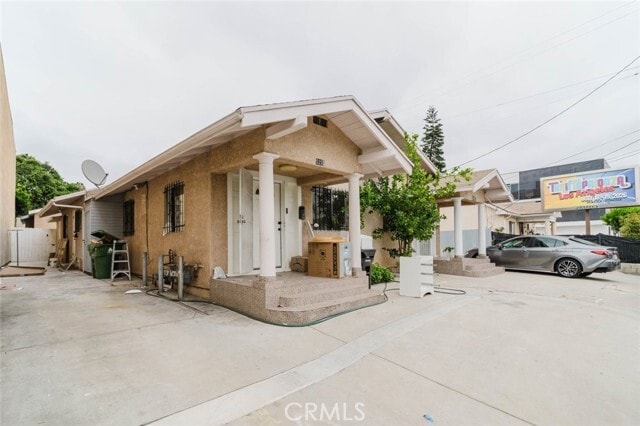 Building Photo - 5257 Fountain Ave
