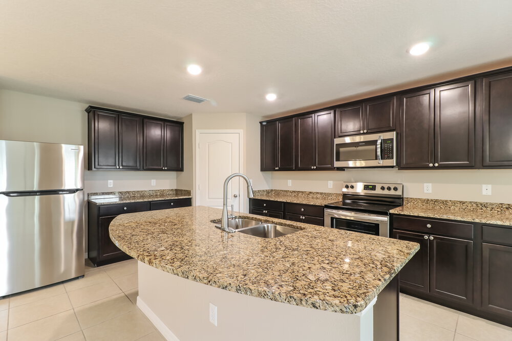 Building Photo - 6953 Redbay Dr