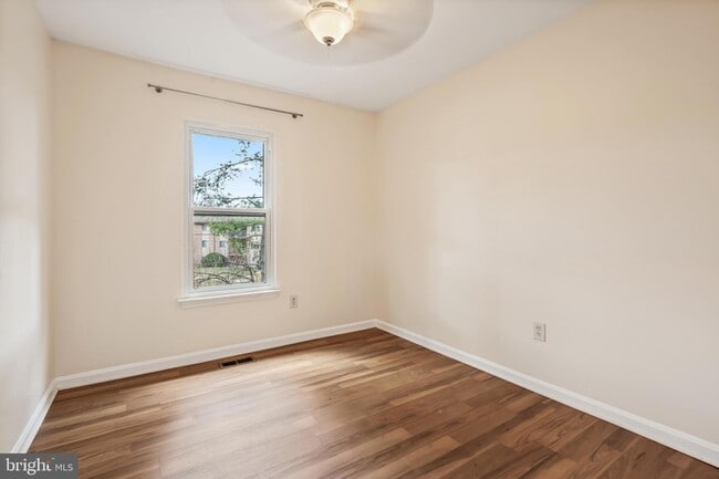 Building Photo - 3314 Major Denton Dr