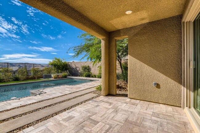 Building Photo - Brand New Summerlin Home w/ Strip Views!