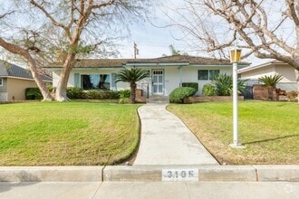 Building Photo - Lovely 3 bedroom Home!