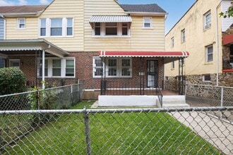 Building Photo - 3 bed 2 bath in Baltimore, MD