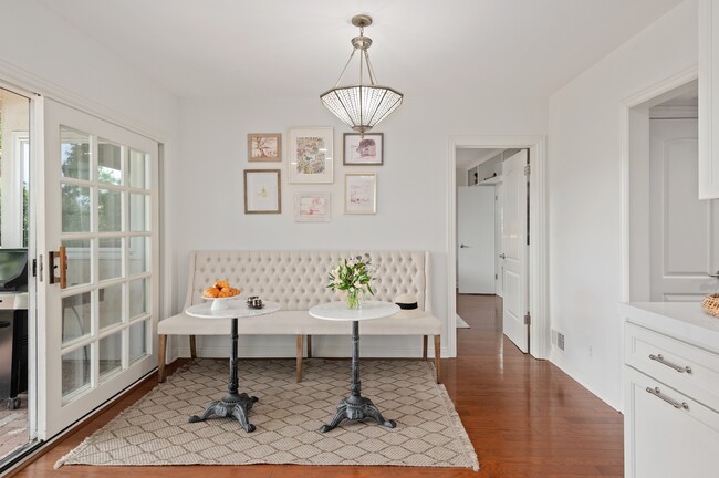 Building Photo - 1476 Crestline Dr