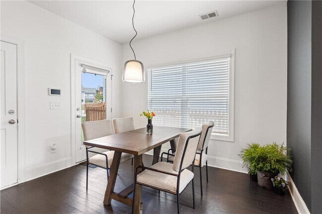 Building Photo - 1870 Lucy Compton Ln NW