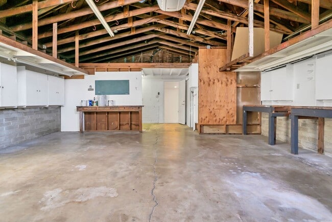 Building Photo - Beautiful detached home in Pacific Beach! ...