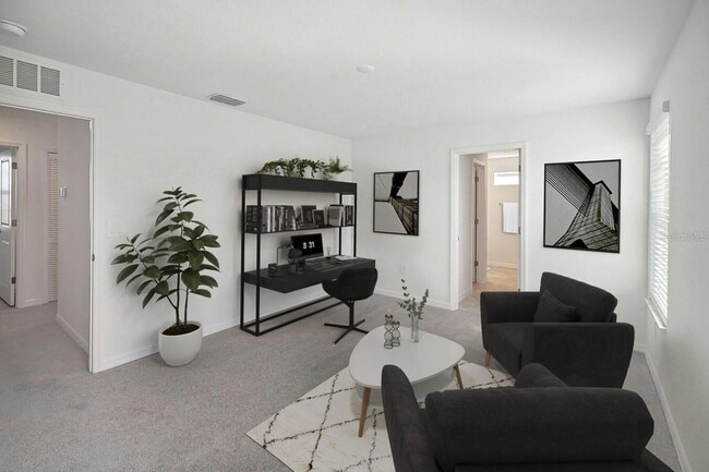 Building Photo - 4915 1st Ave E