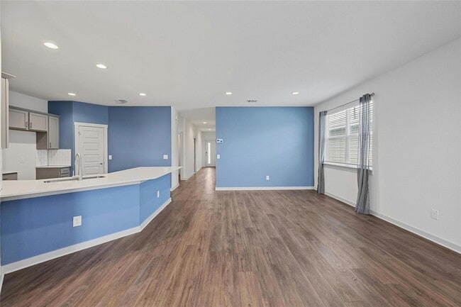 Building Photo - 141 Parryi Cove