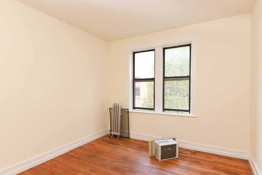 Building Photo - 1532 N Kedzie Ave