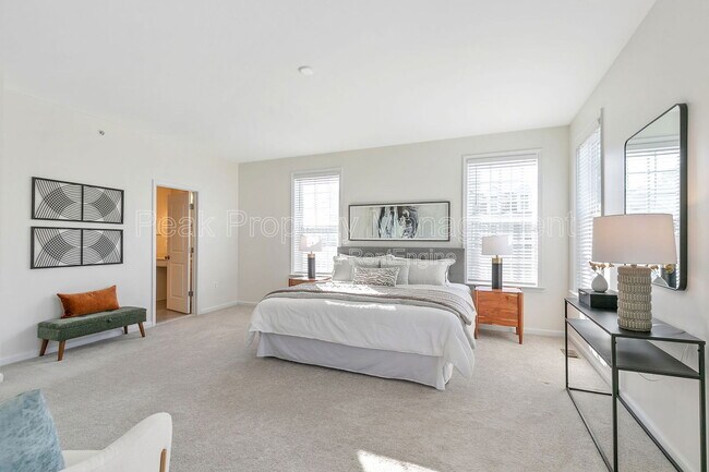 Building Photo - 8010 Wistar Glen Dr