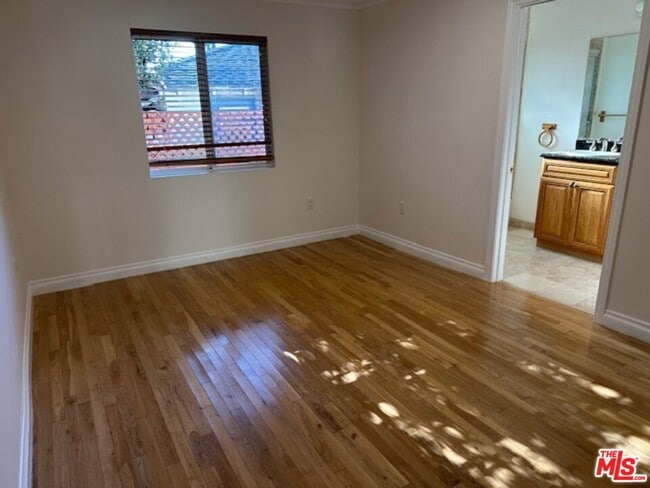 Building Photo - 3530 S Bentley Ave