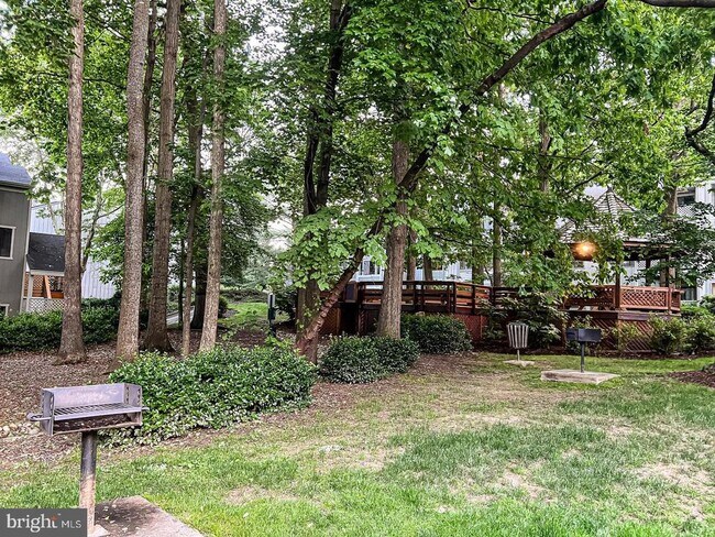 Building Photo - 2239 Hunters Run Dr