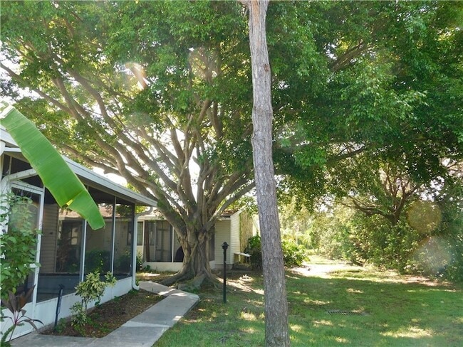 Primary Photo - 456 7th Pl