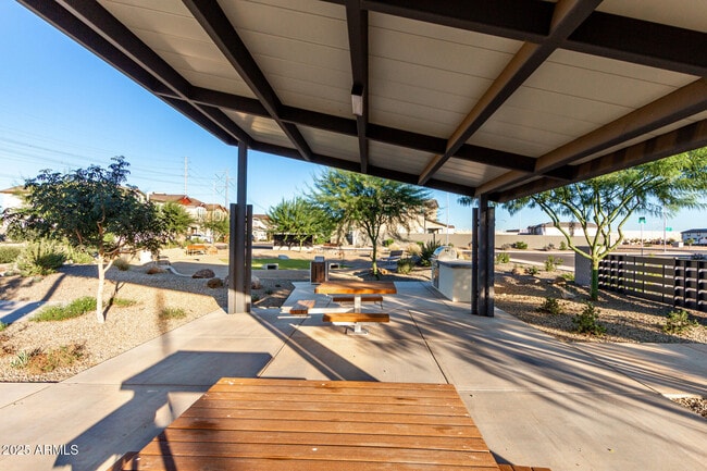 Building Photo - 3312 S Lotus