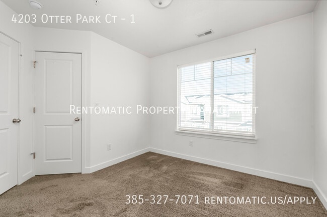 Building Photo - 4203 Otter Park Ct