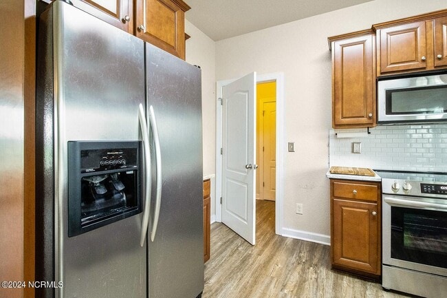 Building Photo - 460 Cooper Garrett Rd