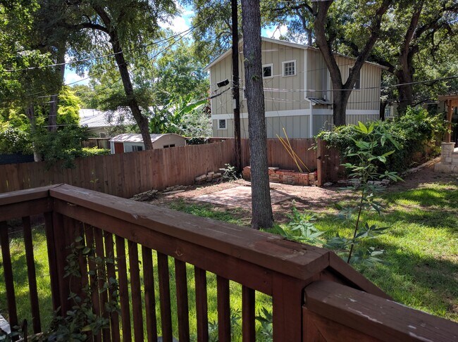 Building Photo - 2204 Forest Trail