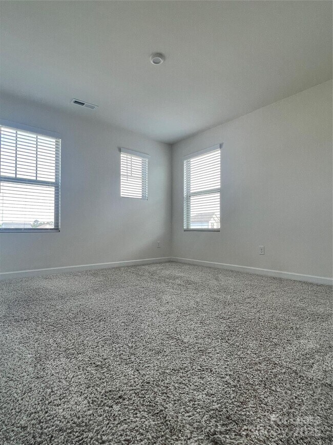 Building Photo - 8411 Flint Hill Dr