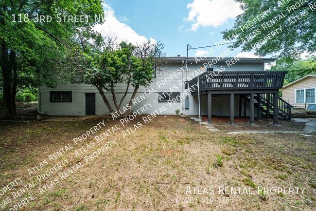 Building Photo - 118 3rd St NW