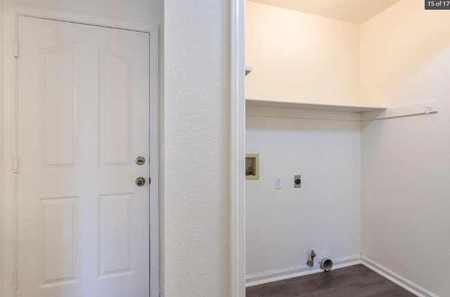 Building Photo - 1573 Wingsetter Way