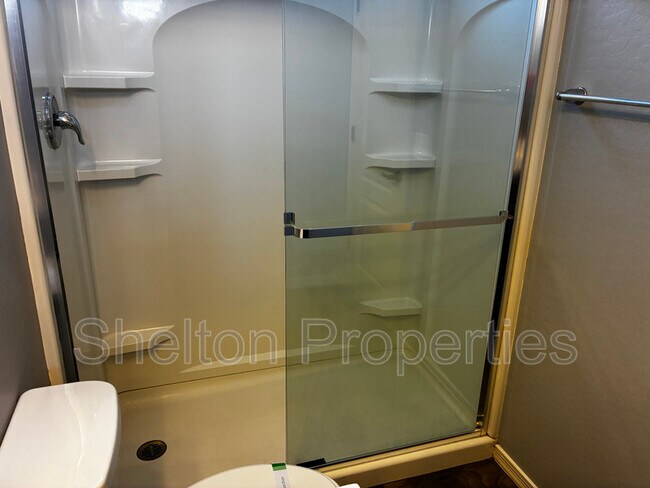 Building Photo - 10326 E Corbin Ave