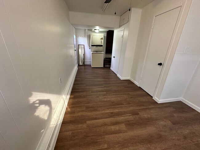 Building Photo - 3 Bed 2.5 bath house in OKC